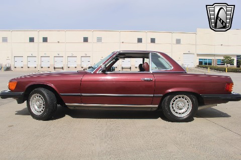 1985 Mercedes-Benz 380SL image 18