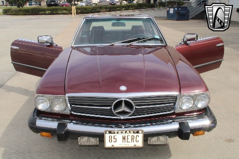 1985 Mercedes-Benz 380SL image 149