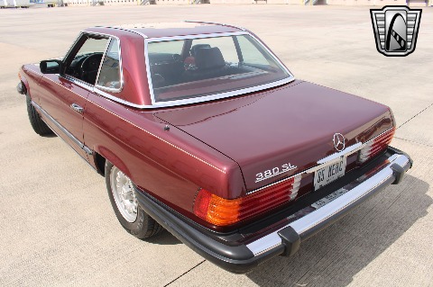1985 Mercedes-Benz 380SL image 49