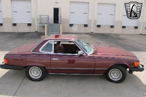 1985 Mercedes-Benz 380SL image 28