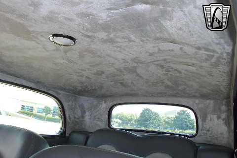 1933 Ford Tudor Sedan image 107