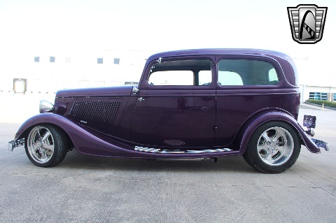 1933 Ford Tudor Sedan image 5