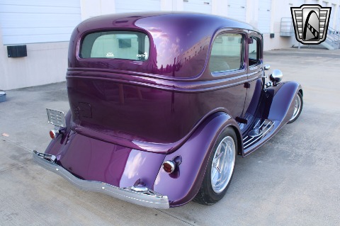 1933 Ford Tudor Sedan image 13