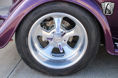 1933 Ford Tudor Sedan image 39