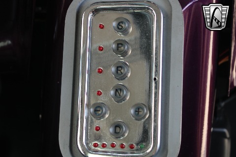 1933 Ford Tudor Sedan image 119