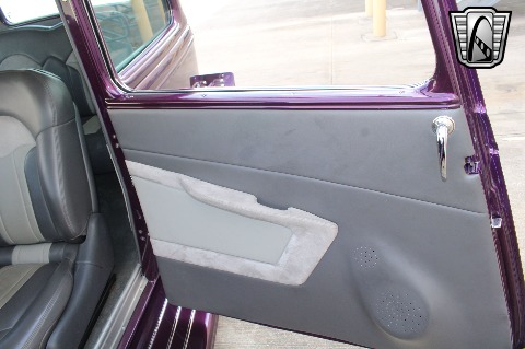 1933 Ford Tudor Sedan image 97