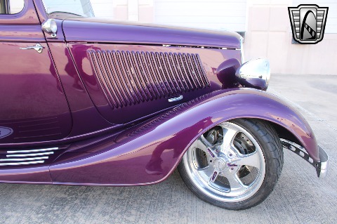 1933 Ford Tudor Sedan image 46