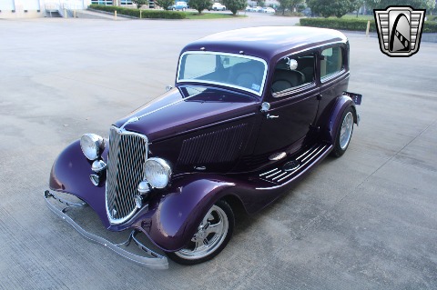 1933 Ford Tudor Sedan image 24