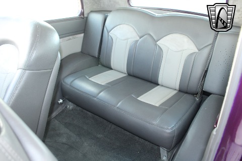 1933 Ford Tudor Sedan image 102