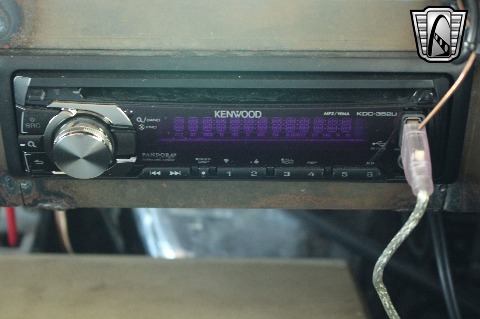 1933 Ford Tudor Sedan image 128