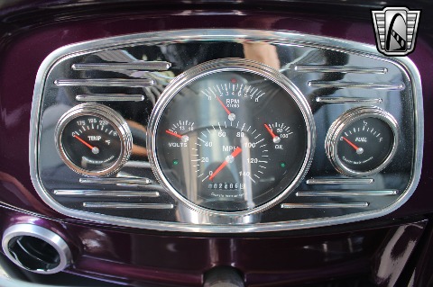 1933 Ford Tudor Sedan image 103