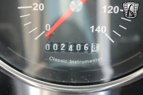 1933 Ford Tudor Sedan image 104