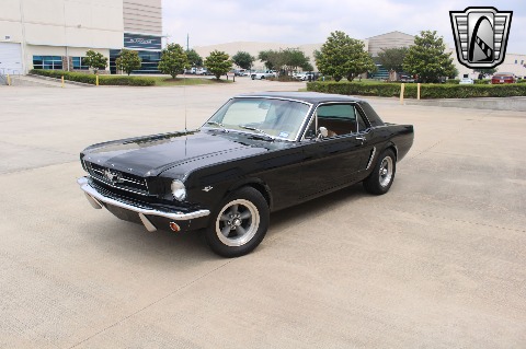 1965 Ford Mustang image 3