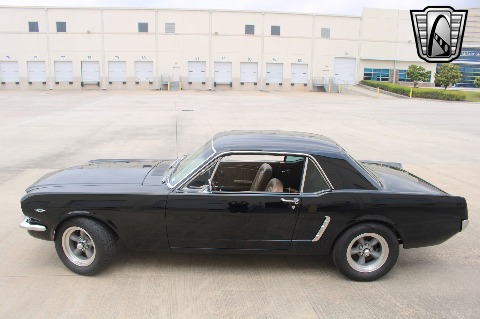 1965 Ford Mustang image 4