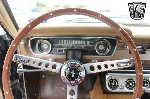 1965 Ford Mustang image 109