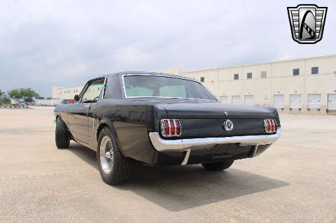 1965 Ford Mustang image 9