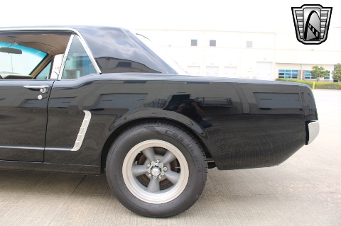 1965 Ford Mustang image 35