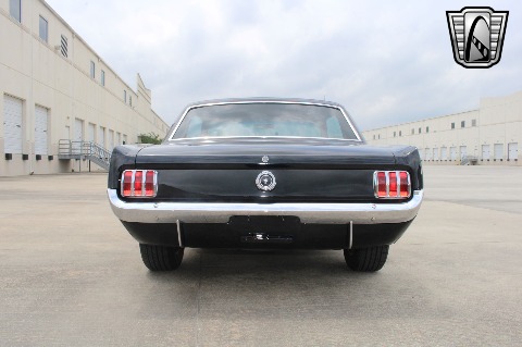 1965 Ford Mustang image 12