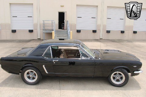 1965 Ford Mustang image 16