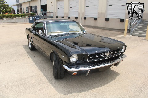 1965 Ford Mustang image 20