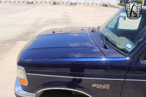 1995 Ford Bronco image 30