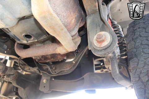 1995 Ford Bronco image 84