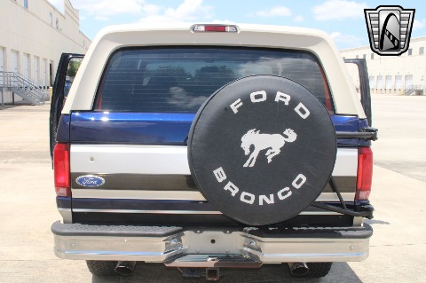 1995 Ford Bronco image 136