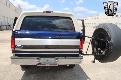 1995 Ford Bronco image 137