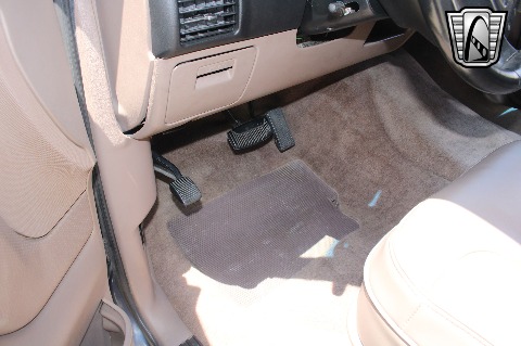 1995 Ford Bronco image 112