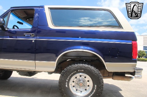 1995 Ford Bronco image 35