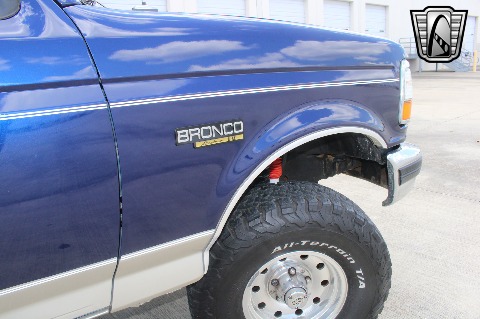1995 Ford Bronco image 143