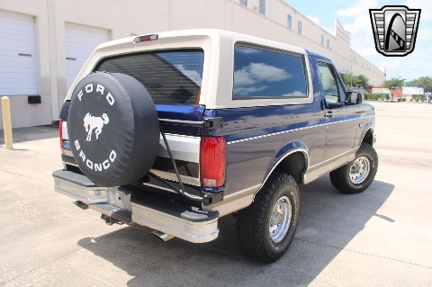 1995 Ford Bronco image 14