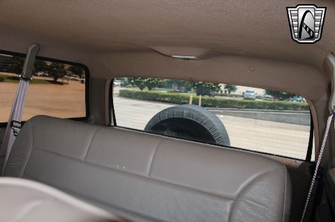 1995 Ford Bronco image 118