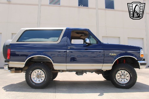 1995 Ford Bronco image 18