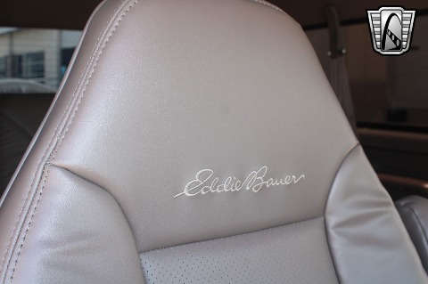 1995 Ford Bronco image 123