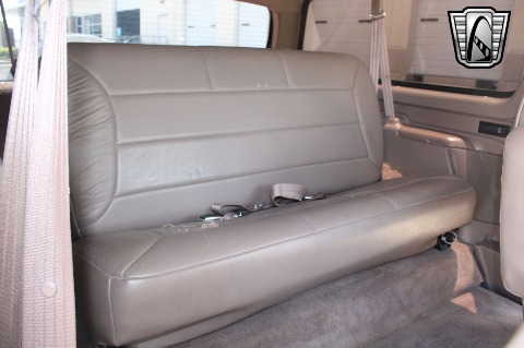 1995 Ford Bronco image 125