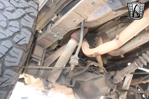 1995 Ford Bronco image 74