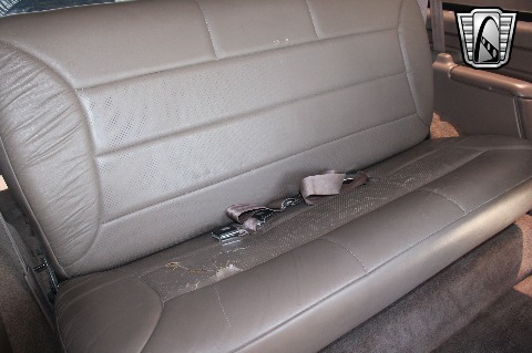 1995 Ford Bronco image 126