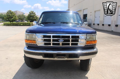 1995 Ford Bronco image 23