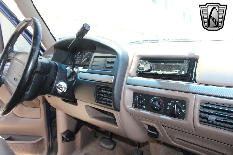 1995 Ford Bronco image 128