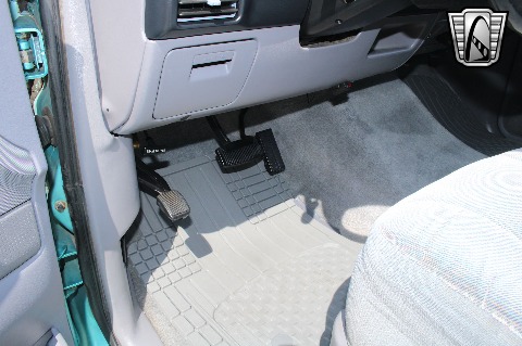 1996 Ford F250 image 111