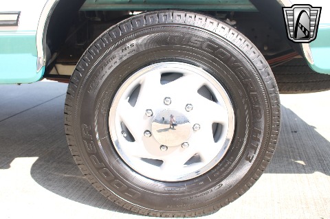 1996 Ford F250 image 34