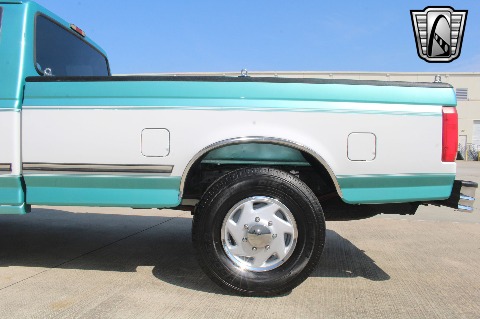 1996 Ford F250 image 35