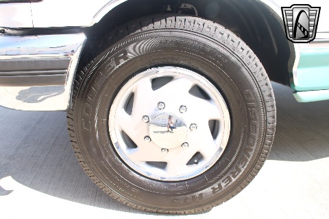 1996 Ford F250 image 28