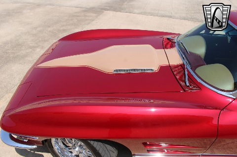 1963 Chevrolet Corvette image 30