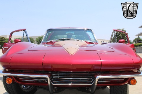 1963 Chevrolet Corvette image 134