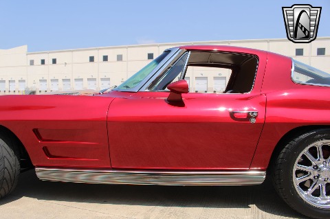 1963 Chevrolet Corvette image 31