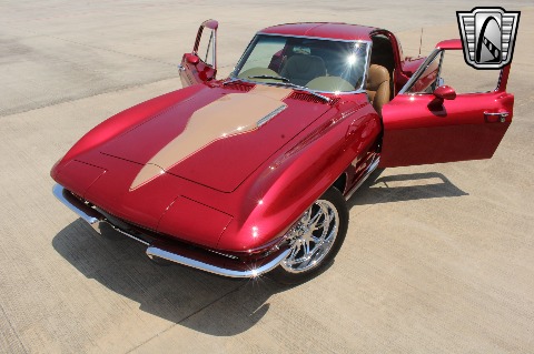1963 Chevrolet Corvette image 135