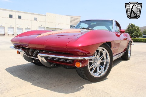 1963 Chevrolet Corvette image 136