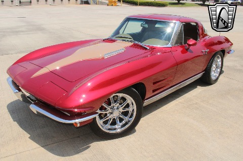 1963 Chevrolet Corvette image 137